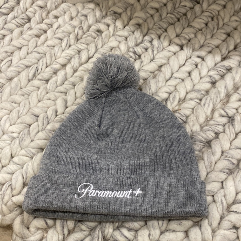 Paramount hat silver Color New